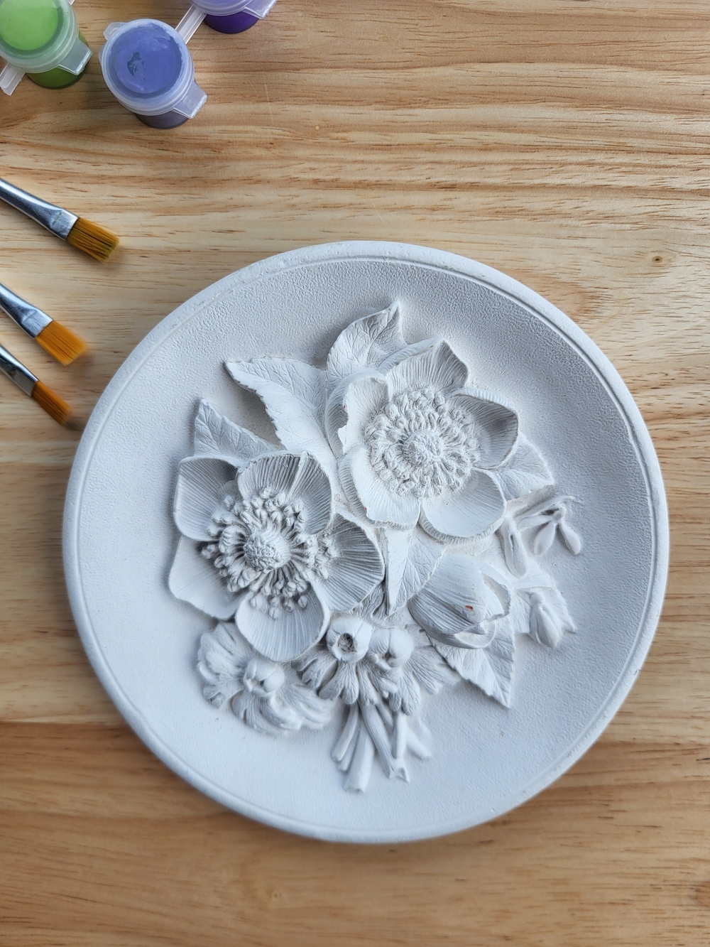White Floral Relief Wall Plaque - Decorative Home Art